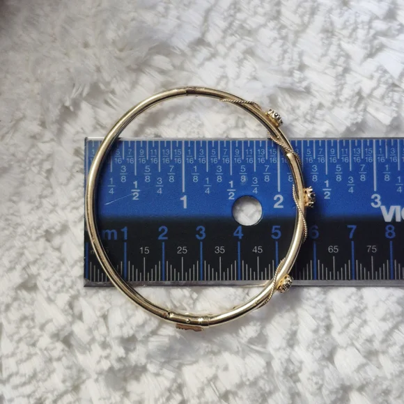 Vintage 14k Yellow Gold Sapphire Diamond Floral Bangle Bracelet - Picture 9 of 11